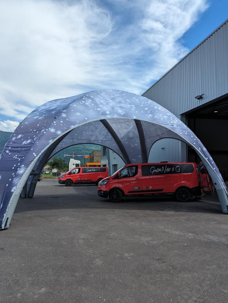 Double X Inflatable Tent